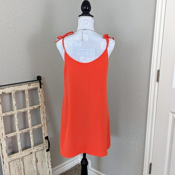 New Button up tie shoulder dress - Picture 5 of 8